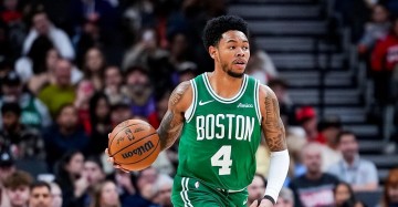 半岛体育-转型成功！失败的建队核心，如今却14+2+2，摇身一变成最佳第六人